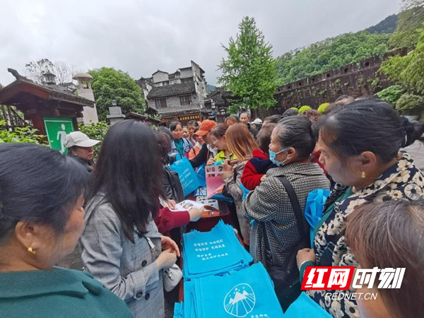 图片18.jpg