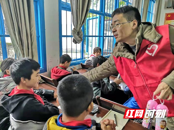 图片20.jpg 图片20.jpg