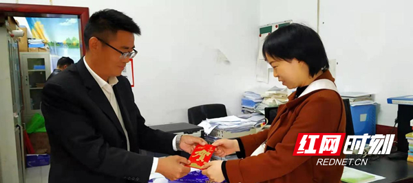 图片72.jpg 图片72.jpg