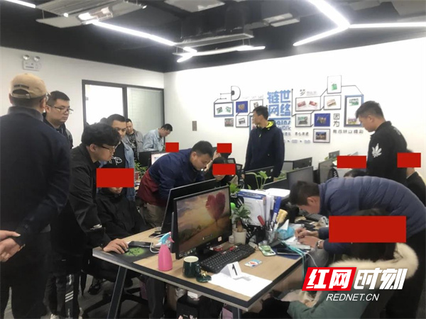 e9782097b2404b90b92e233234a63c27.jpg e9782097b2404b90b92e233234a63c27.jpg