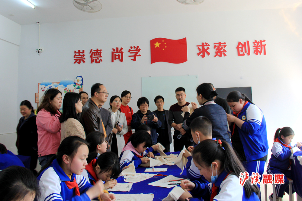微信图片_20210429103122_副本.jpg