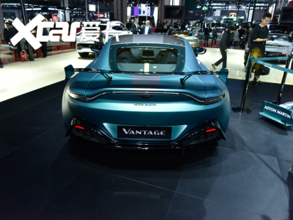 　　阿斯顿·马丁Vantage F1特别版