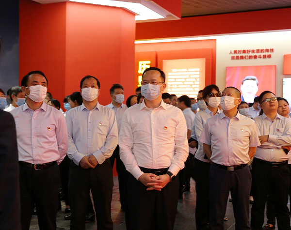 图片2.png 图片2.png
