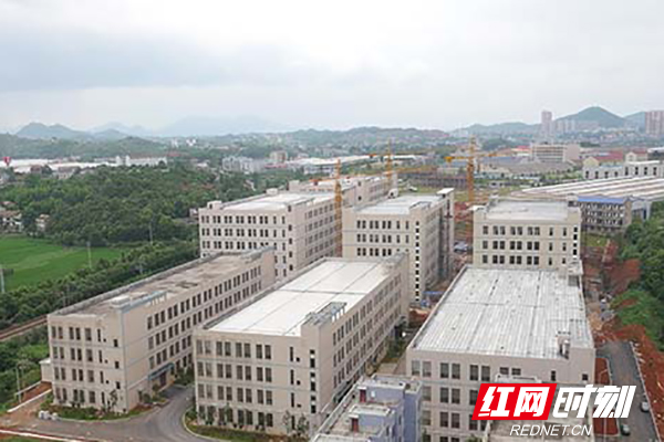 醴陵市电商产业园鸟瞰。.jpg