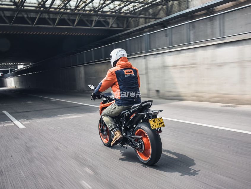 KTM;KTMR2R;KTM 790 DUKE CKD