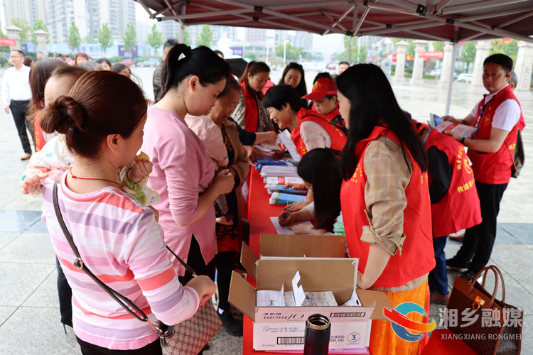 国奶.jpg 国奶.jpg