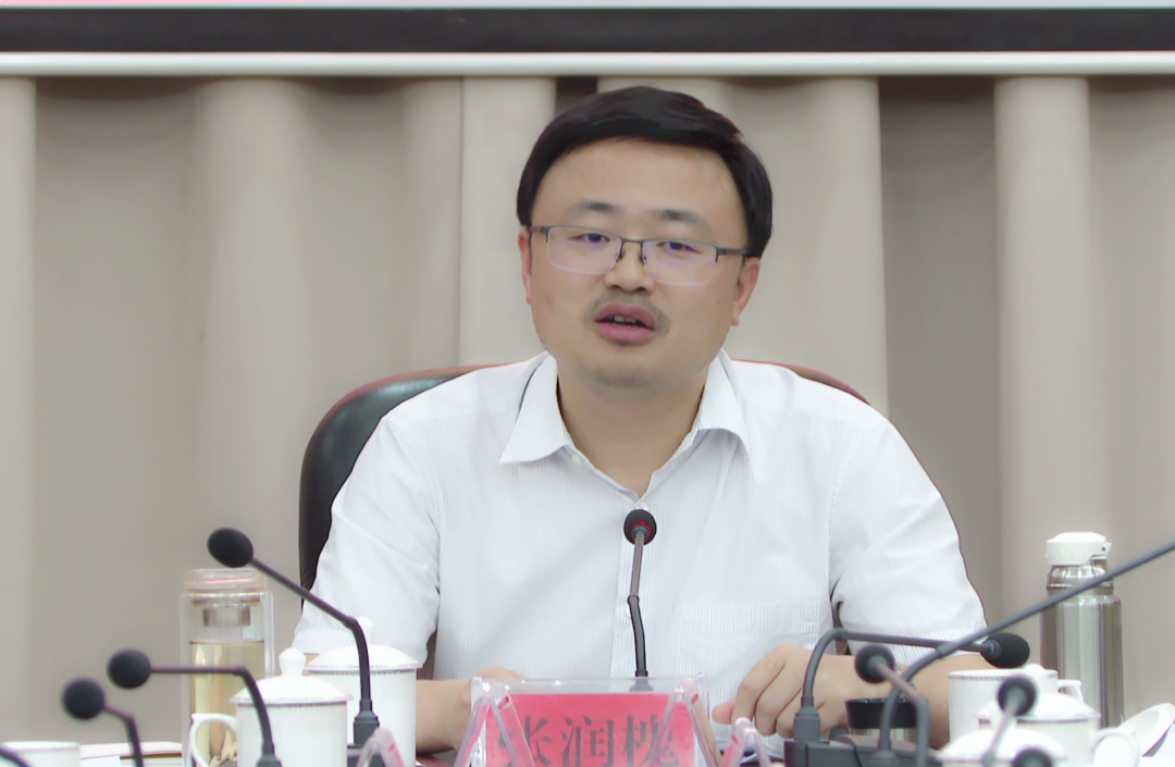 宜章县中共宜章县委人才工作领导小组会议召开