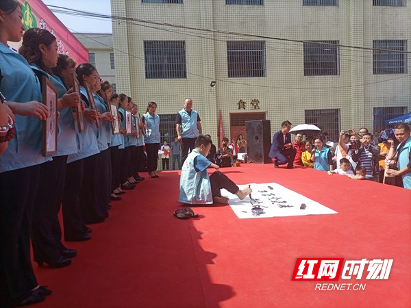 图片37.jpg
