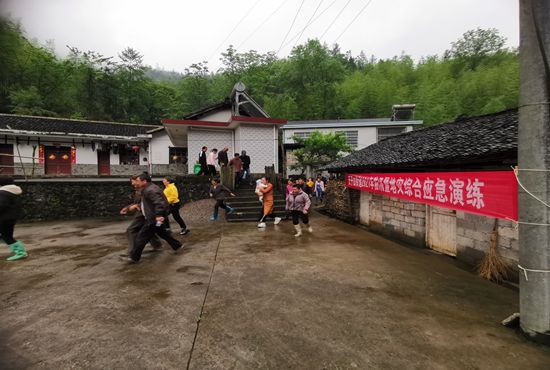 d740ac9ff0d302c24bdff68cdca7aa4.jpg