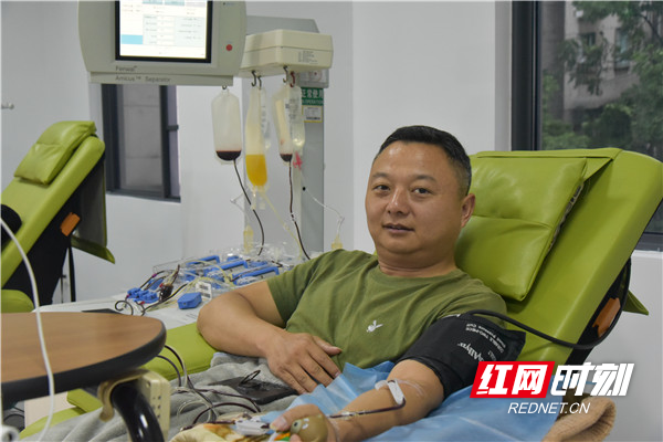 5月16日，丁光华第200次献血.png