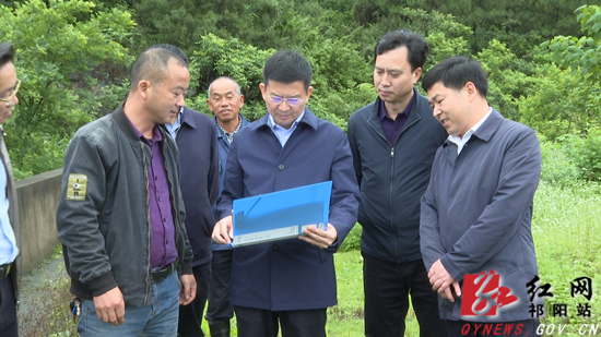 祁阳:蒋良铁调度防汛救灾工作_祁阳_永州站