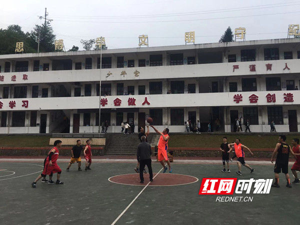 篮球赛_副本.jpg