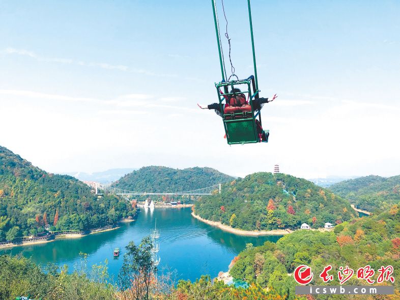　　雨花区绿心面积占长株潭绿心总面积的三成以上，该区多措并举，积极筑牢生态屏障，让绿心更加绿意盎然。卜翊建 摄