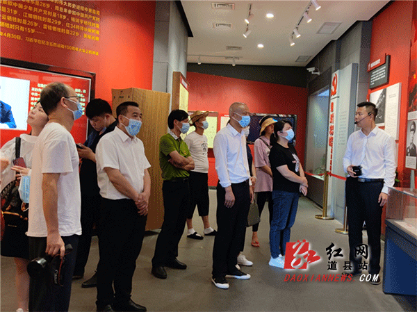 参观道县陈树湘烈士纪念园.gif
