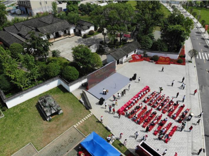 31日上午，“在这里读懂初心使命——网络媒体革命老区行”网络主题采访活动湖南站启动仪式在长沙许光达故居举行。中新网记者 杨华峰 摄