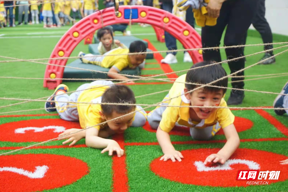 中南大学铁道幼儿园举办“小小追梦人 红色体验营”主题活动欢庆“六·一”