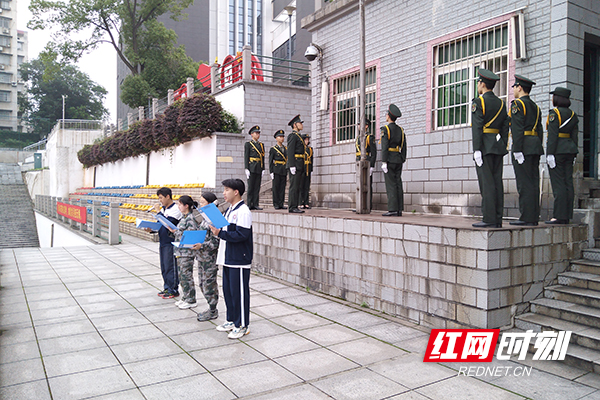 图片4.jpg 图片4.jpg