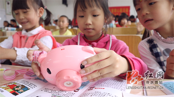 冷水灘：為196名困境、留守兒童實現(xiàn)“六一”微心愿1.png