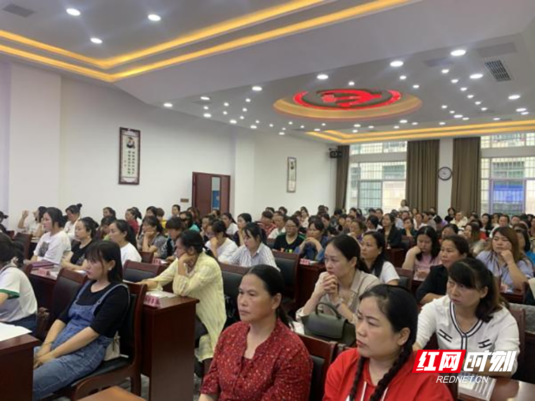 【党史学习教育】市妇联开展“巾帼初心耀三湘”红色宣讲2.png