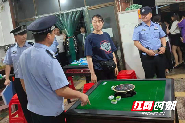 检查娱乐室600.jpg