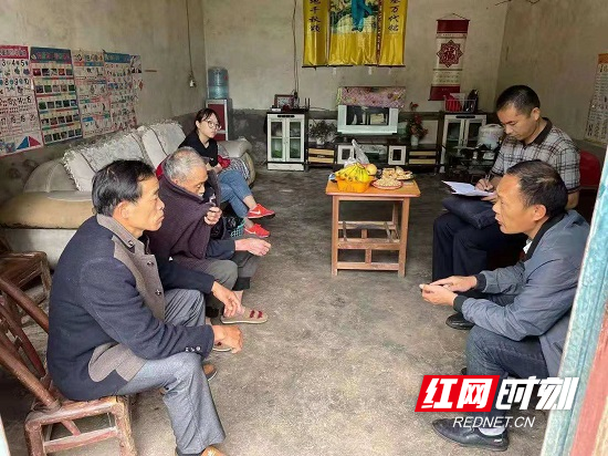 微信图片_6月3日入户走访1.jpg