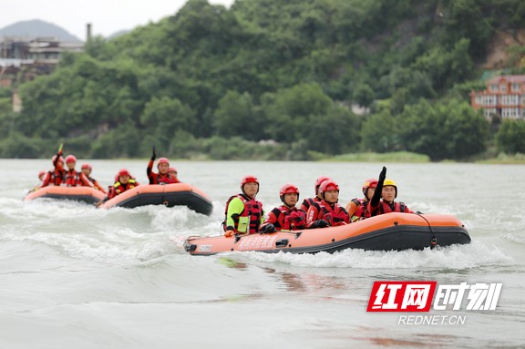 严阵以待！湖南组建消防抗洪抢险救援专业力量应对防汛工作