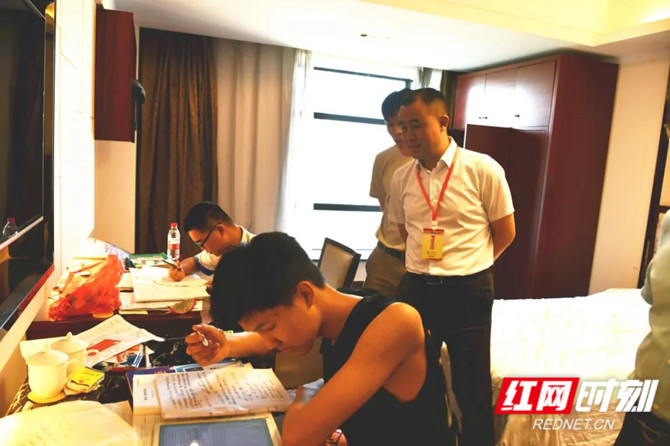 微信图片_20210607092235_副本.jpg