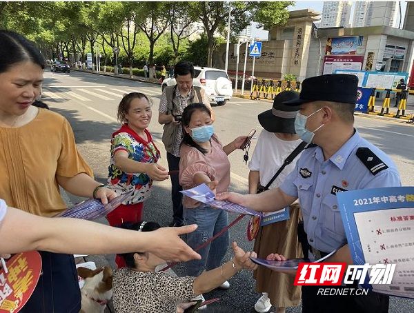 85b3a5252bd24d3193264d15b0b0ce9d.jpg 85b3a5252bd24d3193264d15b0b0ce9d.jpg