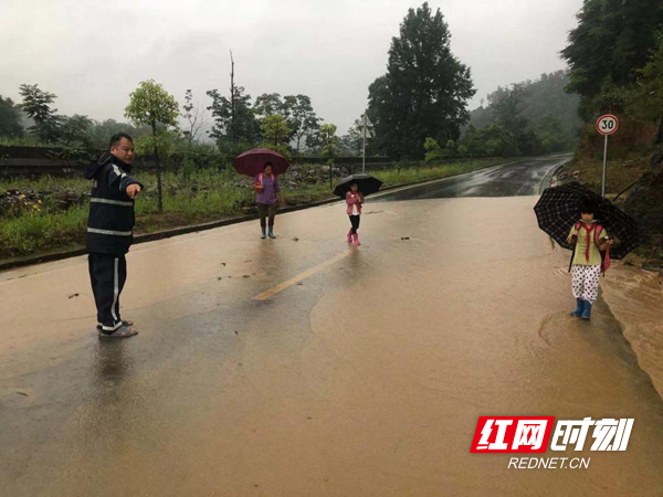 图片37.jpg 图片37.jpg