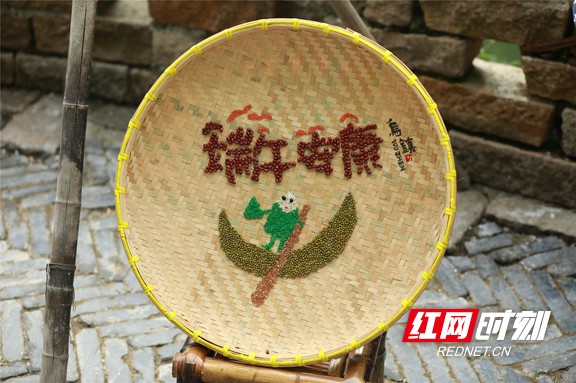 五谷作画 (1).marked.jpg