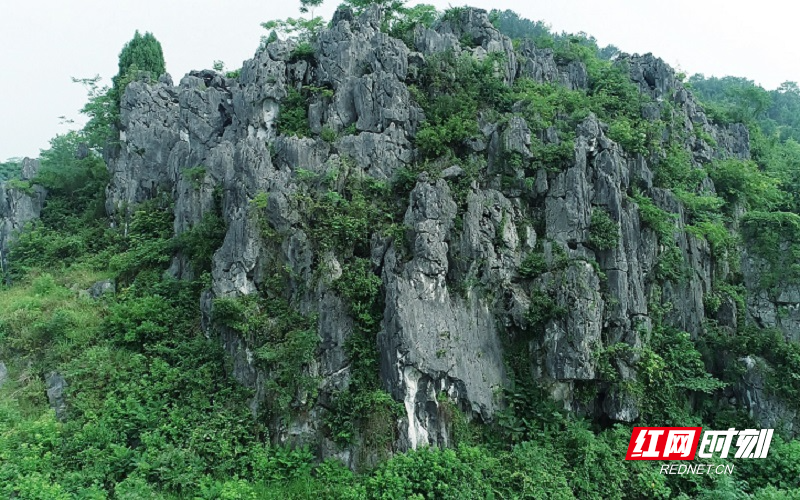邵阳鸡公岩国家石漠公园x1.jpg