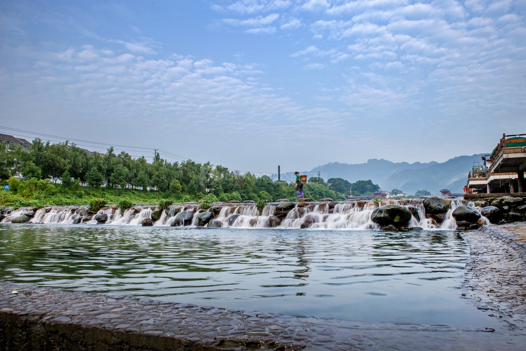 3693315_14042902627V3M.jpeg 3693315_14042902627V3M.jpeg