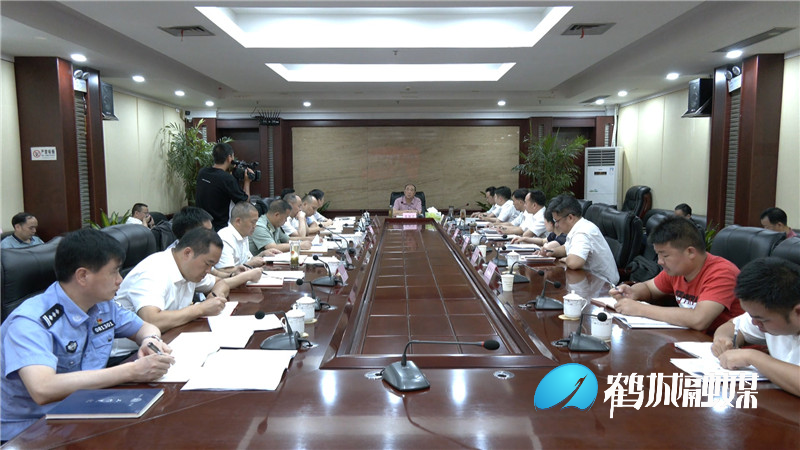 区委理论中心组学习.mp4_20210618_220358.589_副本.jpg