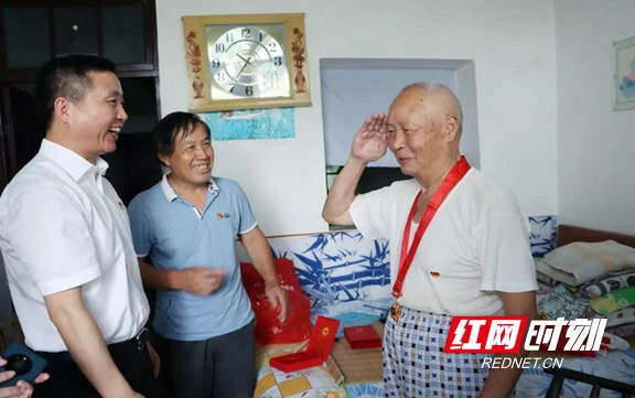 11f04126-9fe5-42ea-b18d-28a57929b241.marked.jpg