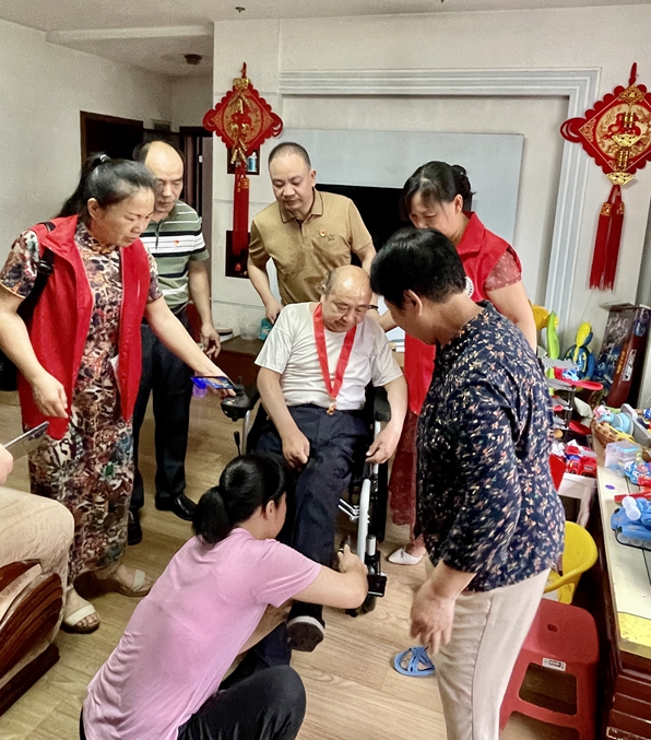 dbab2c4a13bb756dcb4249efc094e62_副本.jpg