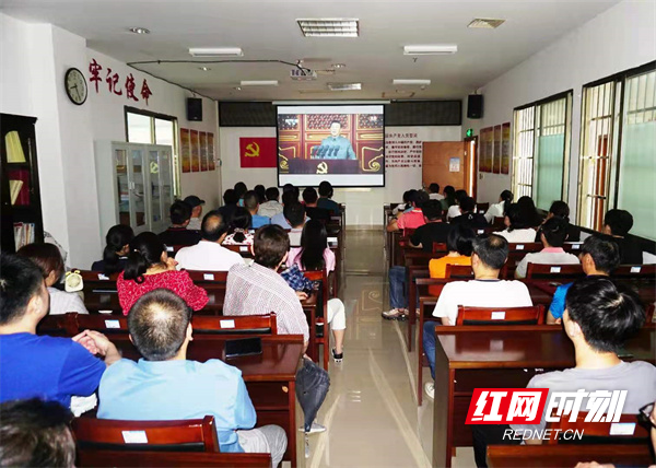 行政审批局.jpg