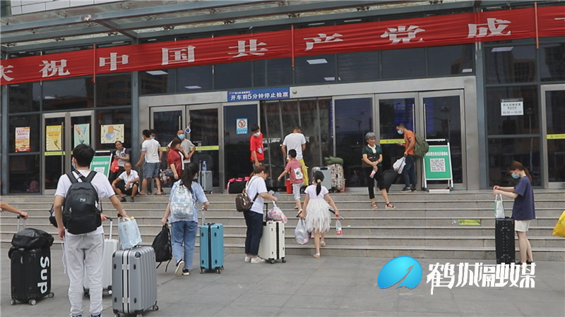 Still0712_00009.jpg Still0712_00009.jpg