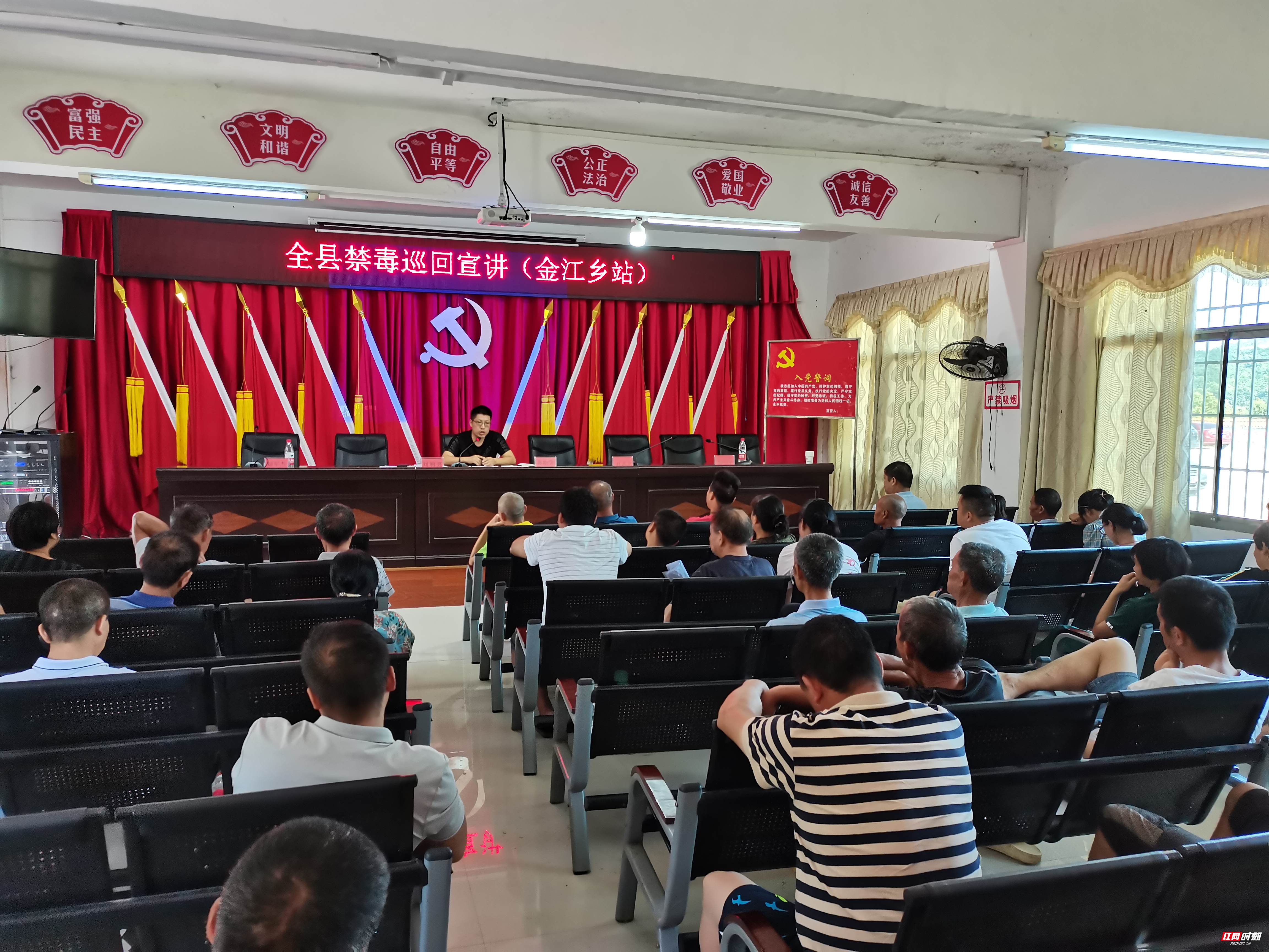 ee74b13dcfb3afe9514ee42bcf069da.jpg ee74b13dcfb3afe9514ee42bcf069da.jpg