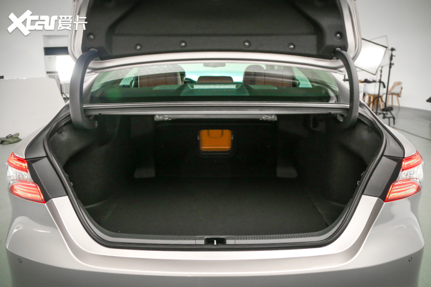 广汽丰田2021款凯美瑞