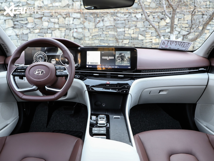 北京现代2021款名图