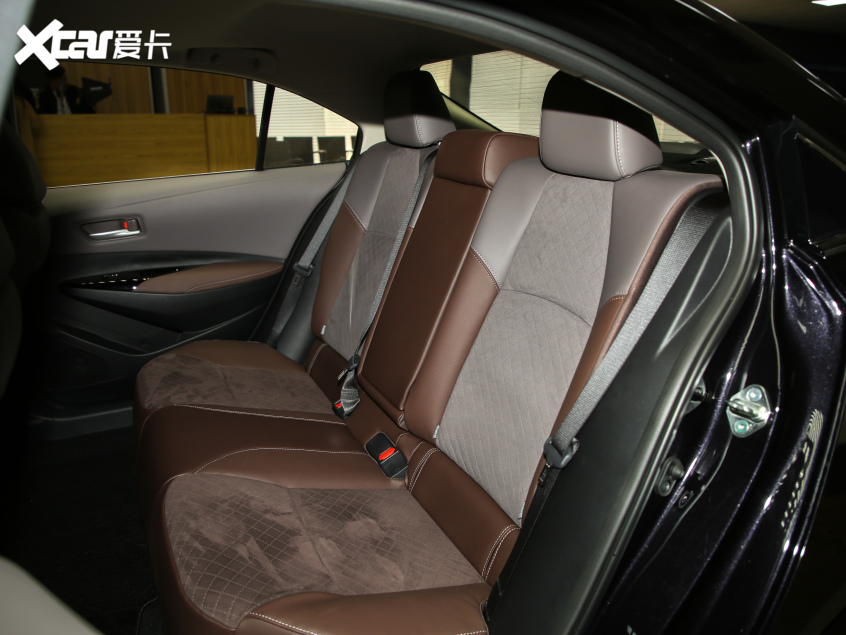 一汽丰田2021款傲澜