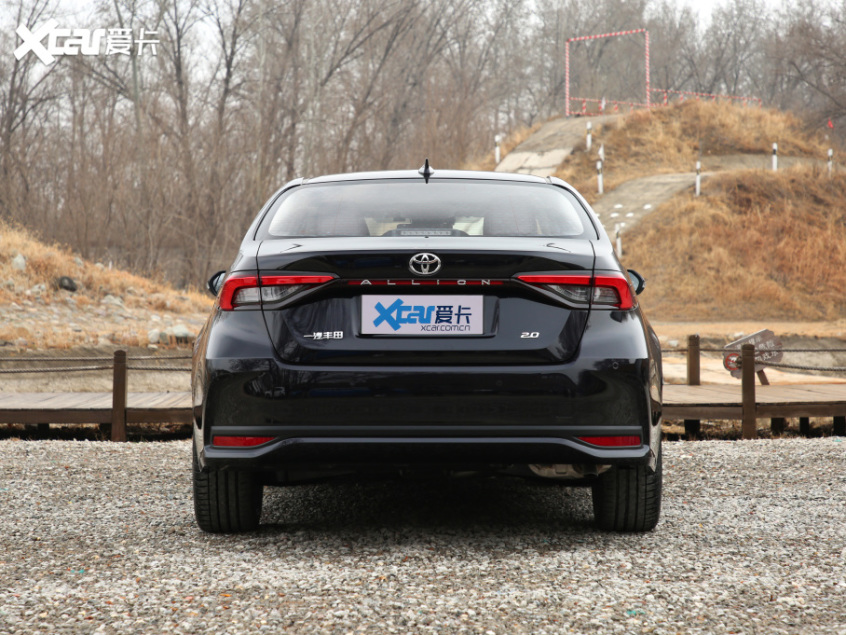 一汽丰田2021款傲澜