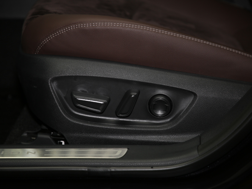 一汽丰田2021款傲澜