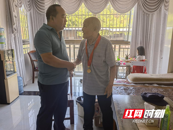 图片18.jpg