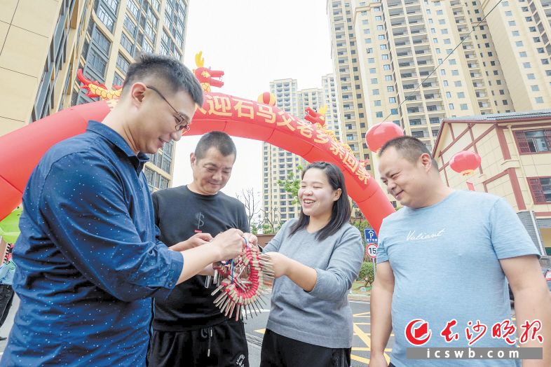 雨花坚持将每年新增财力八成以上用于民生，一处处保障性住房小区亮相，托举起群众的安居梦。陈飞  摄