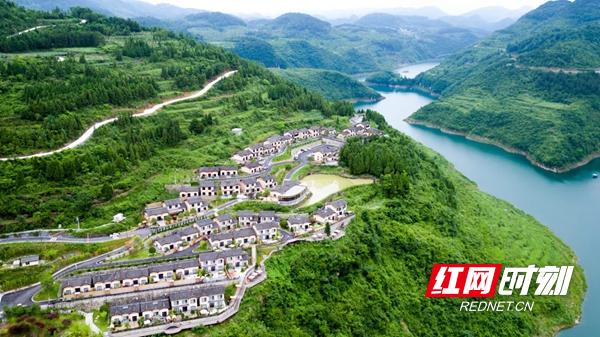 图片20.jpg 图片20.jpg