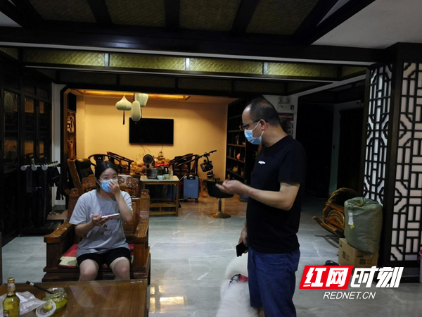 图片2.jpg 图片2.jpg