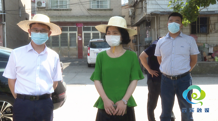 蒋春艳调研区环保分局工作