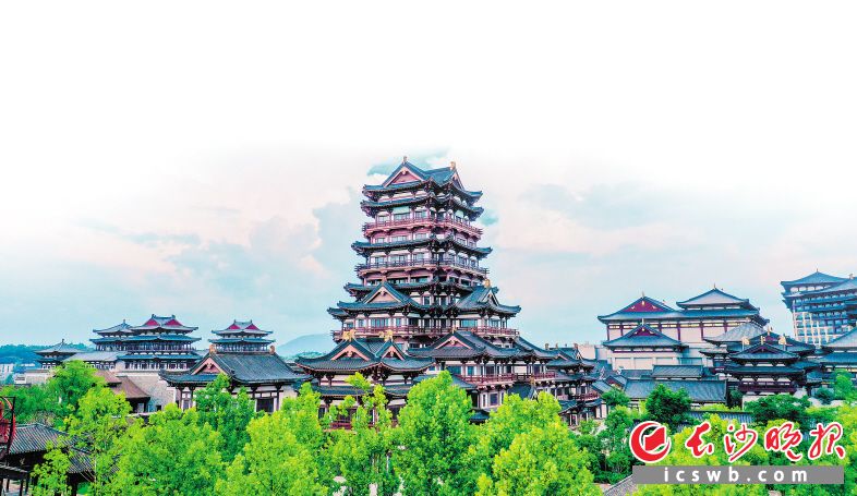 望城以铜官片区为龙头，实施大项目带动、精细化管理、品牌化运营，加快创建国家级旅游度假区和5A级景区。龙宇 摄