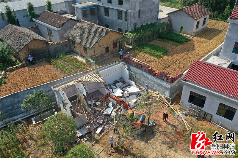 我县各乡镇迅速开展村民建房违法图斑整治行动